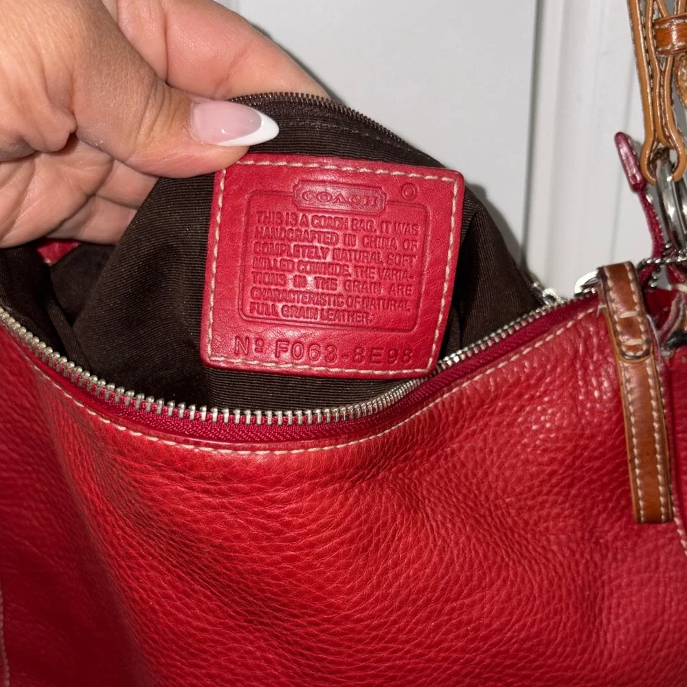 Coach Red Pebbled Leather Shoulder Bag with Front Pocket - Picture 4 of 9